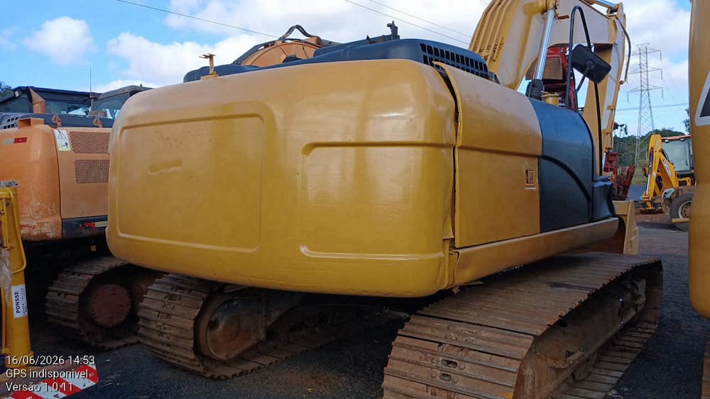 CATERPILLAR CAT 320