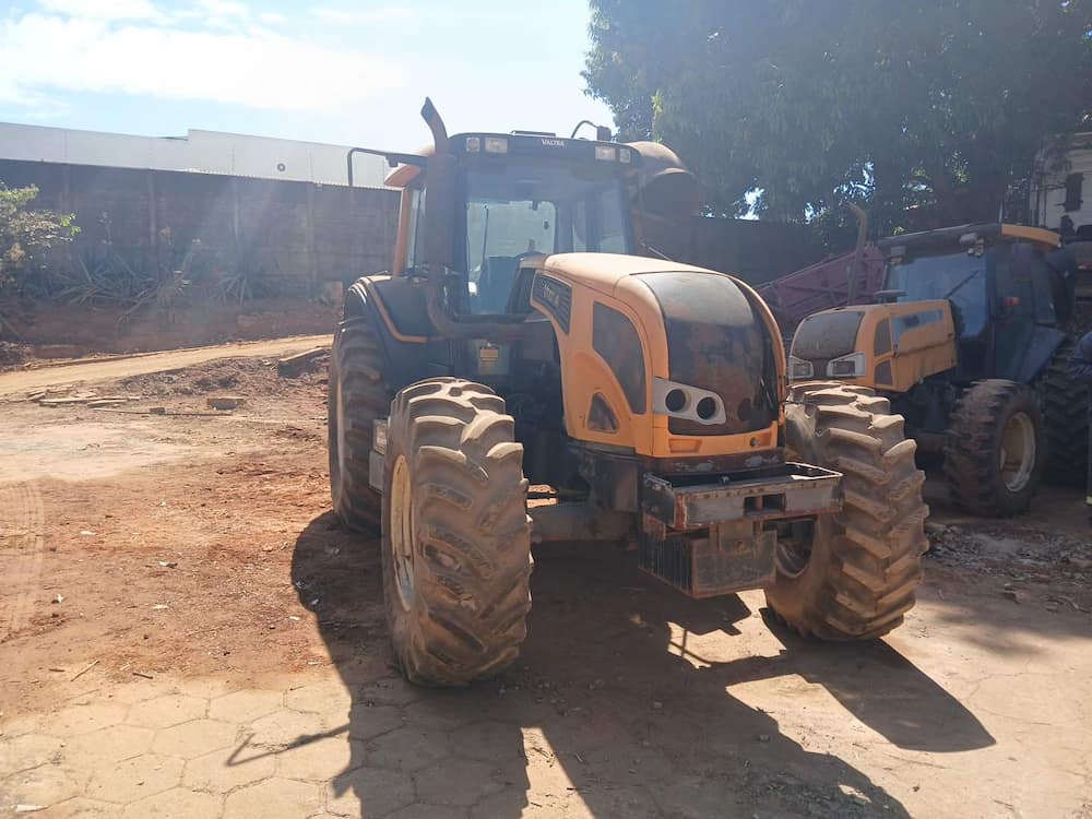 VALTRA BH 210I HIFLOW