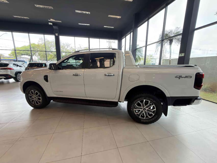 Ford RANGER 3.0 V6 TURBO DIESEL CD LIMITED 4X4 AUTOMÁTICO 2023/2024