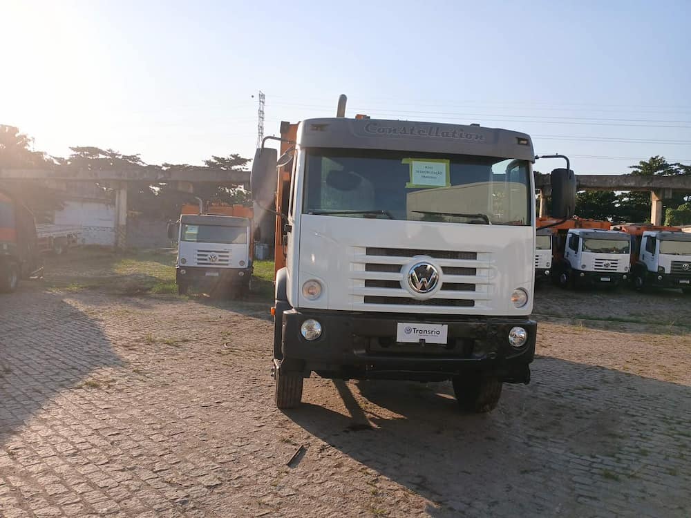 Volkswagen 24-260 E Constel. 6x2 2p (diesel)(E5)