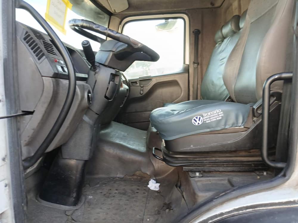Volkswagen 24-260 E Constel. 6x2 2p (diesel)(E5)