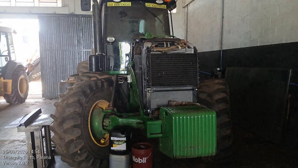 JOHN DEERE TRATOR JOHN DEERE 7215J