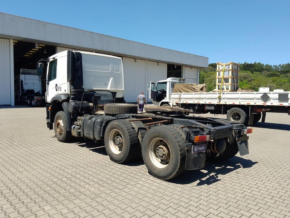 Volkswagen 33.460 Constellation 6x4 2p (diesel)(E5)