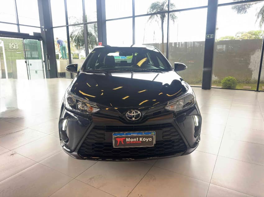 TOYOTA YARIS SA XL 15
