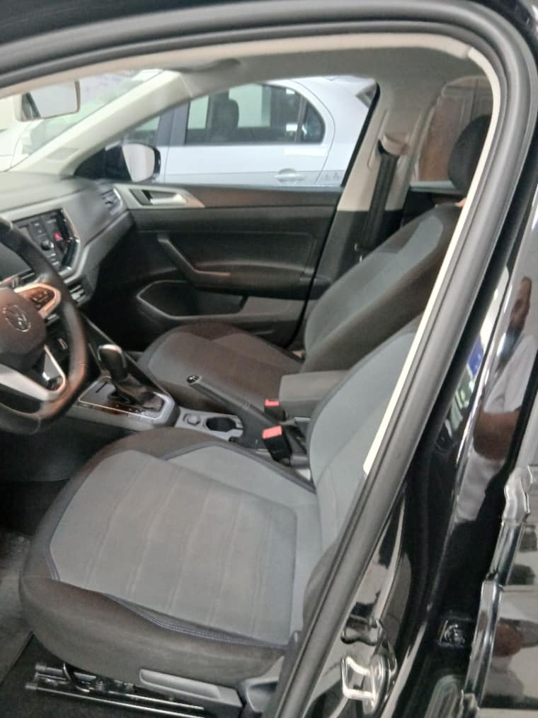 Volkswagen NIVUS 1.0 200 TSI TOTAL FLEX COMFORTLINE AUTOMÁTICO
