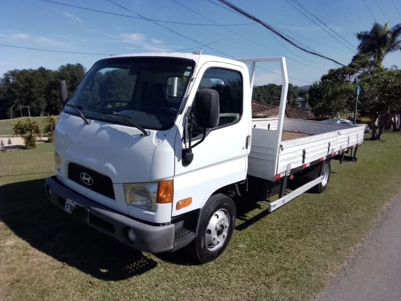 HYUNDAI HD 78 2012 3.0 T. DIESEL PNEUS NOVOS REVISADO