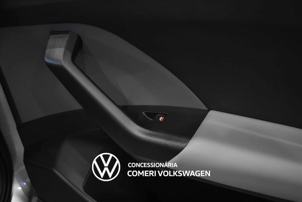 2027 VOLKSWAGEN T-CROSS 1.0 200 TSI TOTAL FLEX COMFORTLINE AUTOMÁTICO