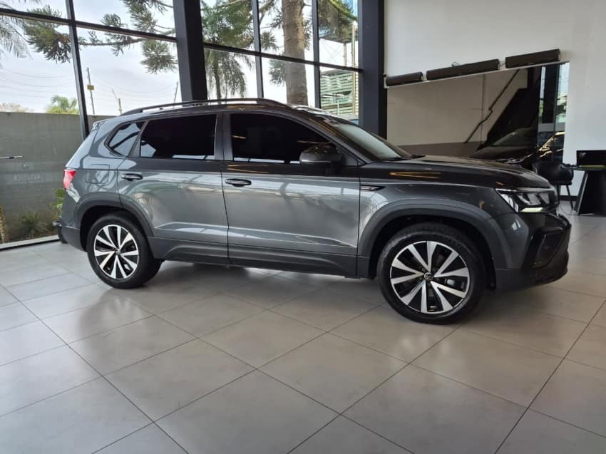 Volkswagen TAOS 1.4 250 TSI TOTAL FLEX COMFORTLINE AUTOMÁTICO 2024/2024