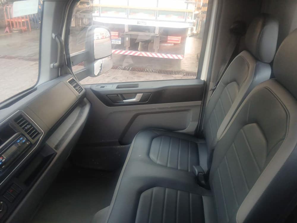 VOLKSWAGEN 6.170 DRF 4X2