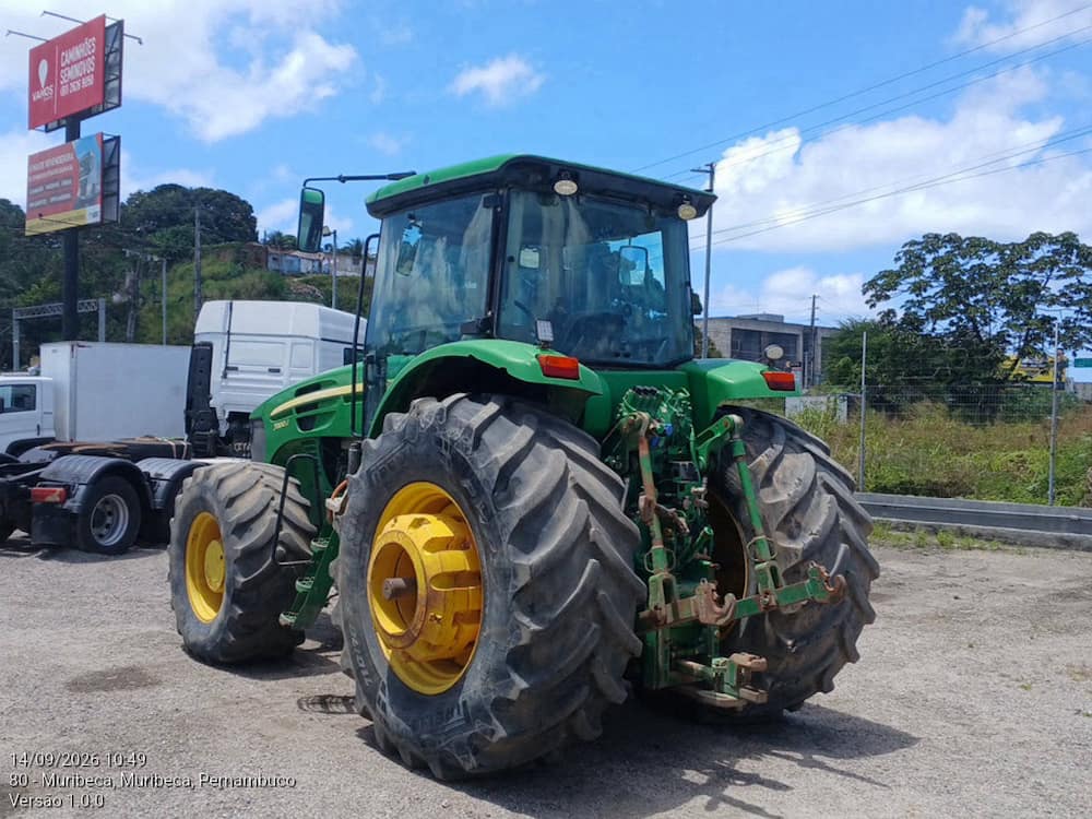 JOHN DEERE 7200J
