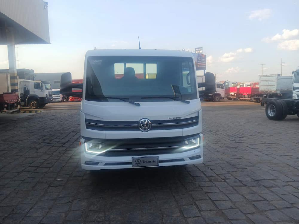 VOLKSWAGEN 6.170 DRF 4X2