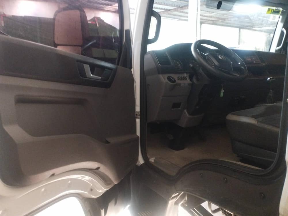 VOLKSWAGEN 11-180 DELIVERY 2P DIESEL E5
