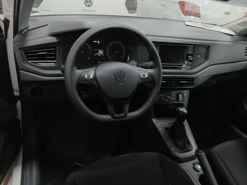 Volkswagen POLO 1.0 MPI TRACK MANUAL