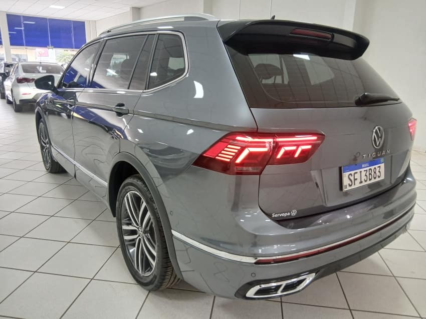 Volkswagen TIGUAN 2.0 300 TSI GASOLINA ALLSPACE R-LINE AUTOMÁTICO