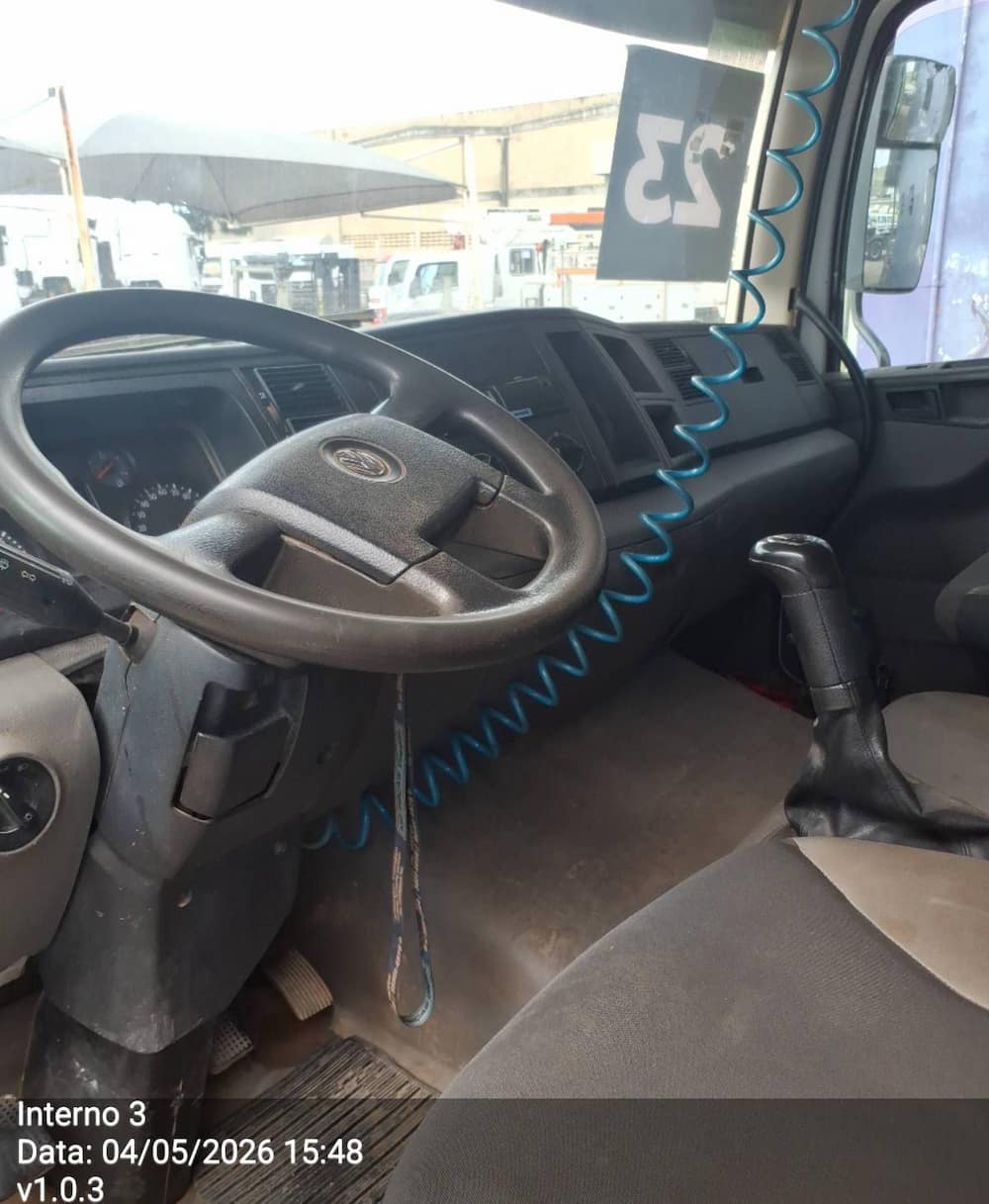VOLKSWAGEN 30-280 CONSTELLATION 2P DIESEL E5 8X2