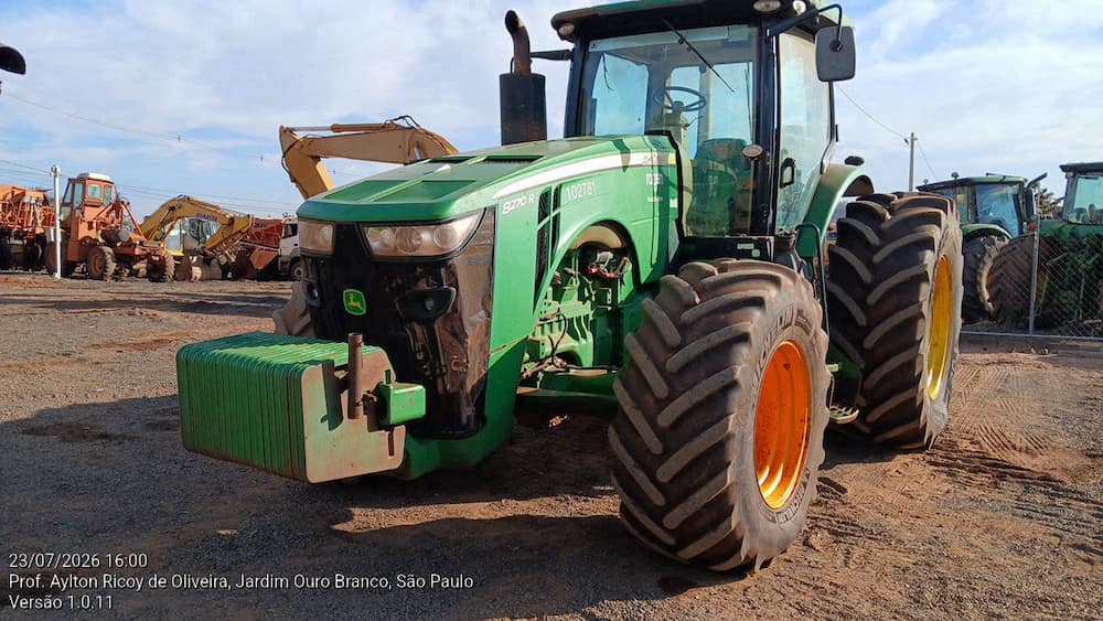JOHN DEERE 8270R