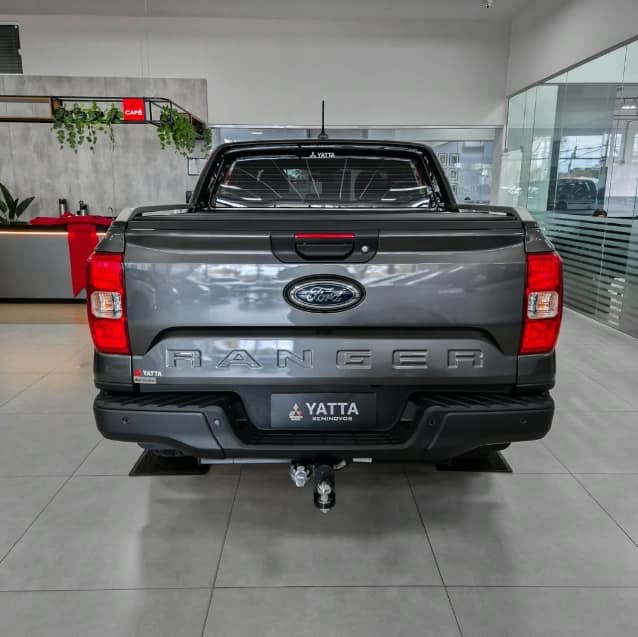 Ford RANGER 2.0 TURBO DIESEL CD BLACK 4X2 AUTOMÁTICO 2026/2027