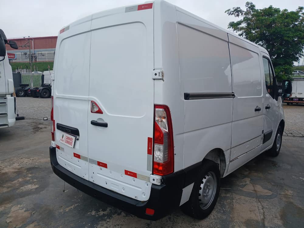 RENAULT MASTER FUR L1H1