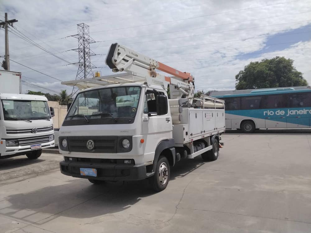 VOLKSWAGEN 8.160 DELIVERY 4X2