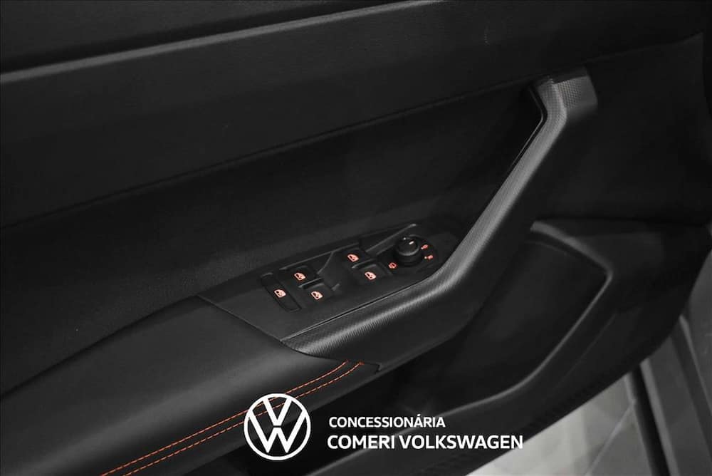 2027 VOLKSWAGEN NIVUS 1.4 250 TSI TOTAL FLEX GTS AUTOMÁTICO