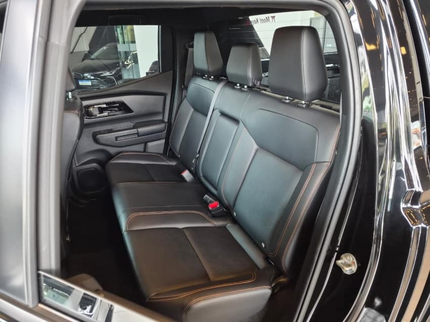 Mitsubishi TRITON 2.4 BITURBO DIESEL CD KATANA 4X4 AUTOMÁTICO 2025/2026