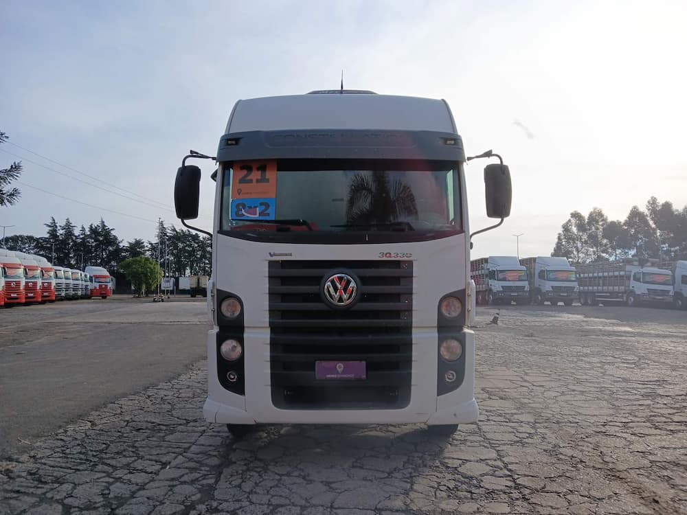Volkswagen 30-330 Constellation 8x2 2p (diesel)(E5)