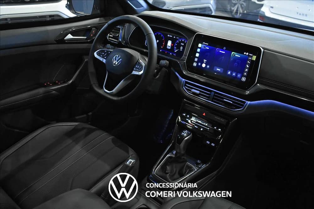 2027 VOLKSWAGEN T-CROSS 1.4 250 TSI TOTAL FLEX HIGHLINE AUTOMÁTICO