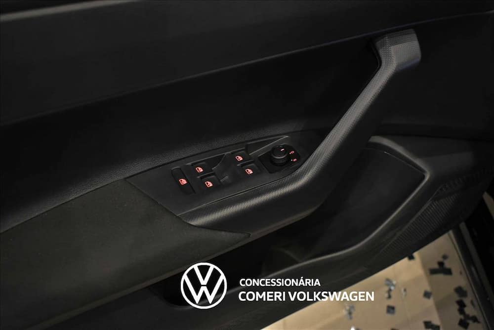 2027 VOLKSWAGEN NIVUS 1.0 200 TSI TOTAL FLEX SENSE AUTOMÁTICO