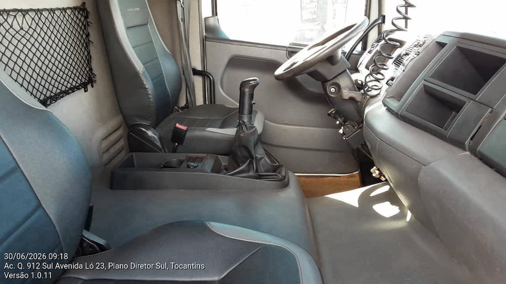 VOLKSWAGEN 31-330 E CONSTEL. 2P DIESEL E5 6X4