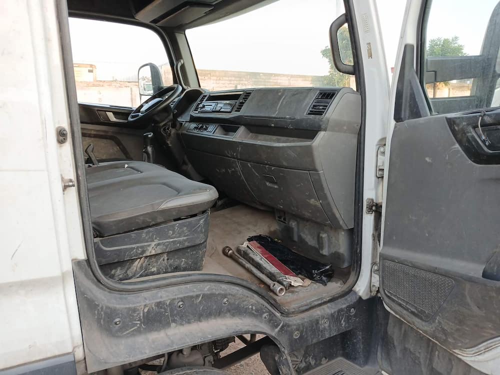 Volkswagen 9-170 Delivery 2p (diesel)(E5)