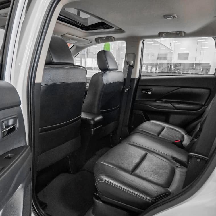 Mitsubishi OUTLANDER 3.0 GT 4X4 V6 24V GASOLINA 4P AUTOMÁTICO 2014/2015
