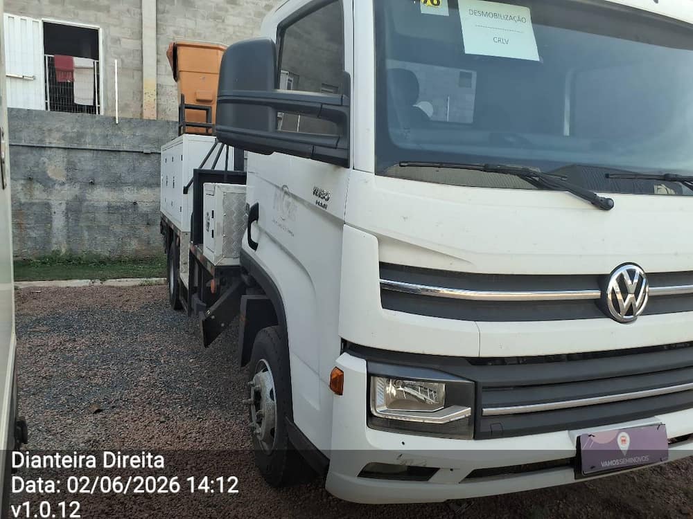 VOLKSWAGEN 11-180 DELIVERY 2P DIESEL E5