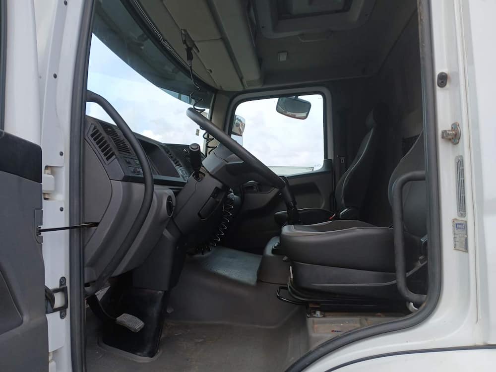 Volkswagen 24.280 Constellation 24.280 E DC