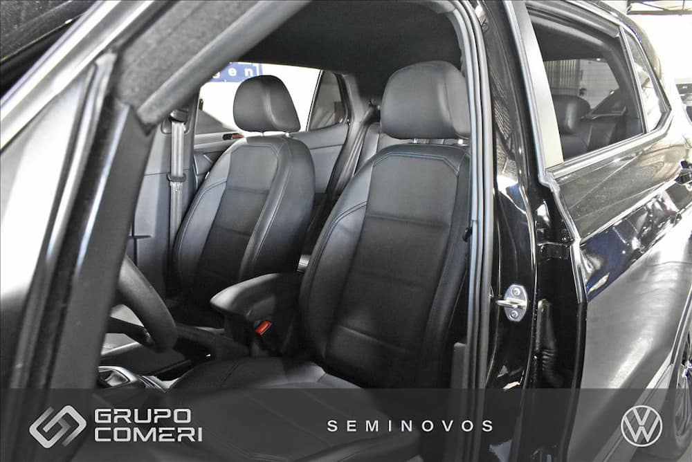 2024 VOLKSWAGEN T-CROSS 1.0 200 TSI TOTAL FLEX AUTOMÁTICO