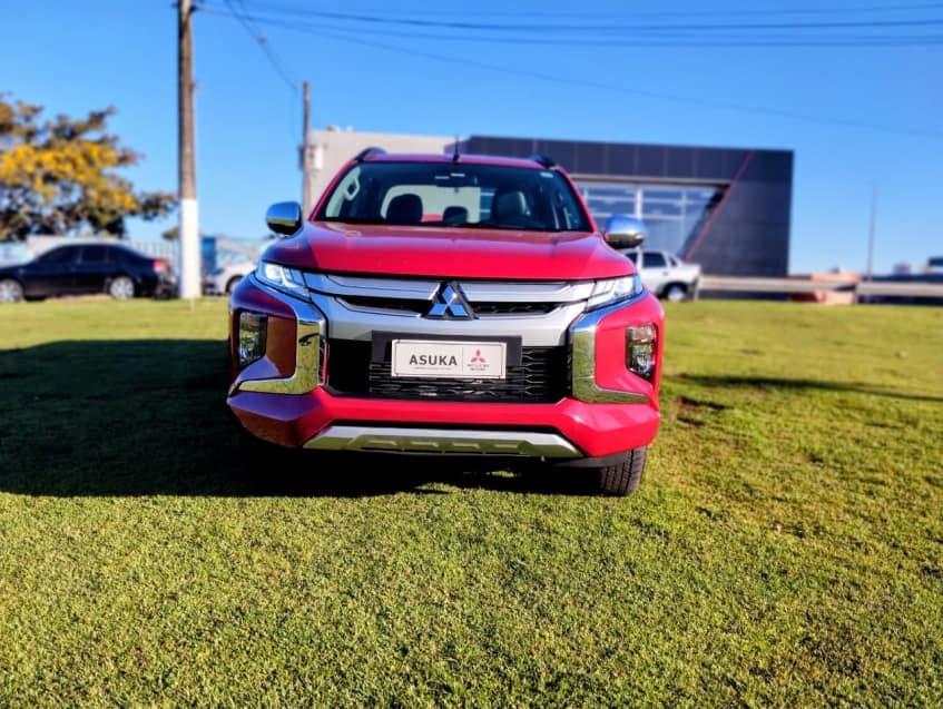 Mitsubishi L200 TRITON 2.4 16V TURBO DIESEL SPORT HPE CD 4P 4X4 AUTOMÁTICO