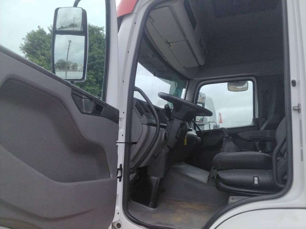 Volkswagen 25.420 Constellation 25.420 E DC Tractor V Tronic