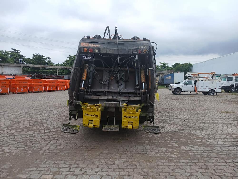 Volkswagen 24-260 E Constel. 6x2 2p (diesel)(E5)