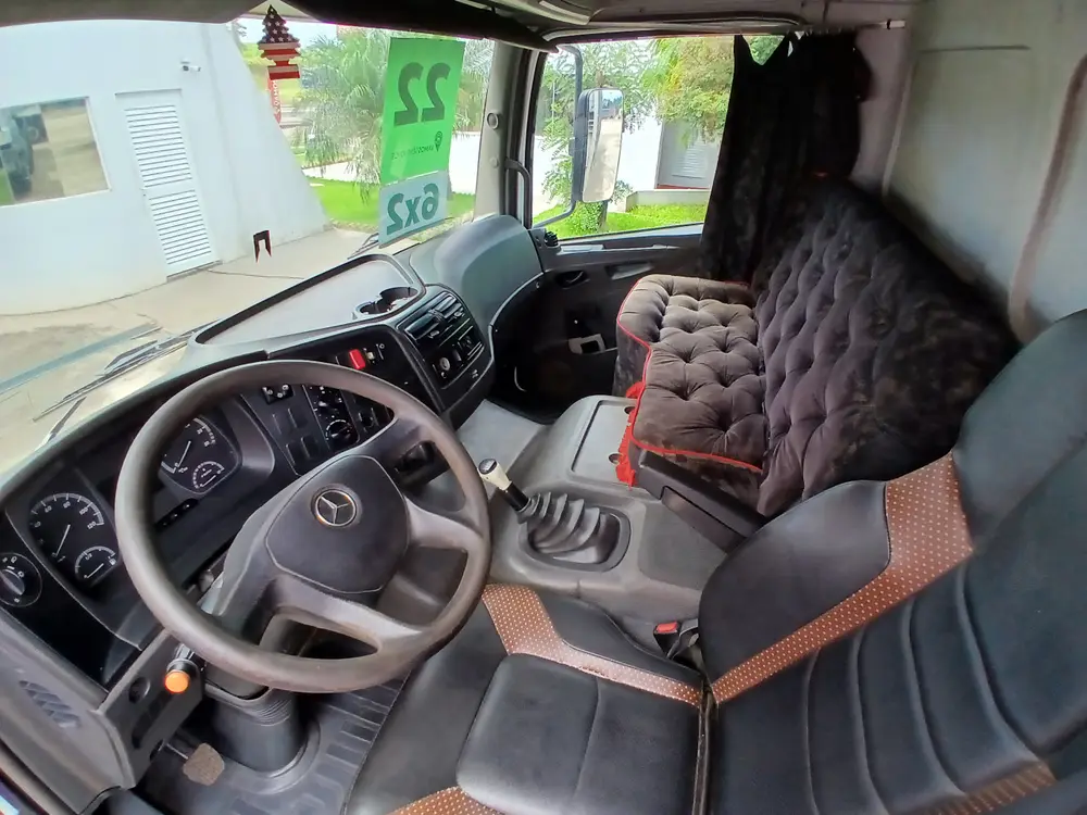 MERCEDES-BENZ ATEGO 2426