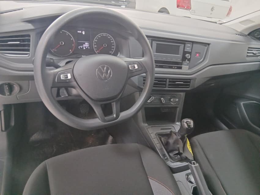Volkswagen POLO 1.0 MPI TRACK MANUAL