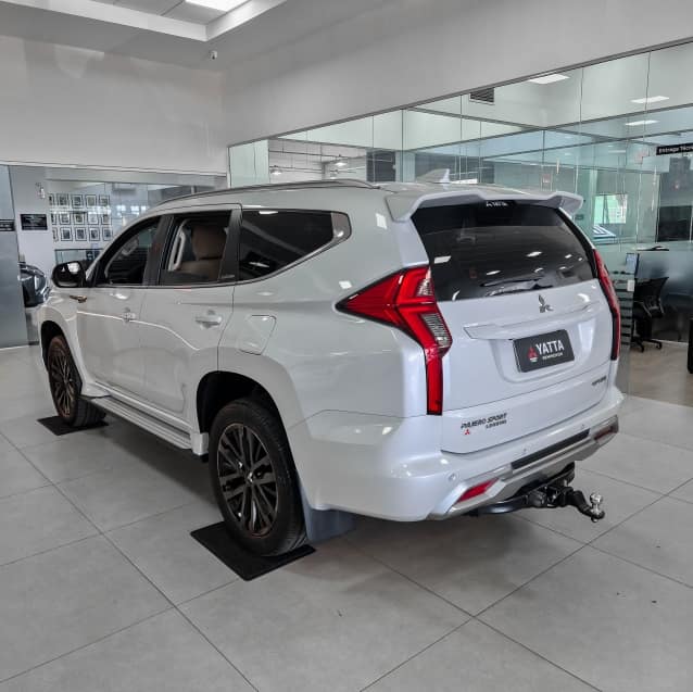 Mitsubishi PAJERO SPORT 2.4 16V MIVEC TURBO DIESEL LEGEND AWD AUTOMÁTICO 2024/2025