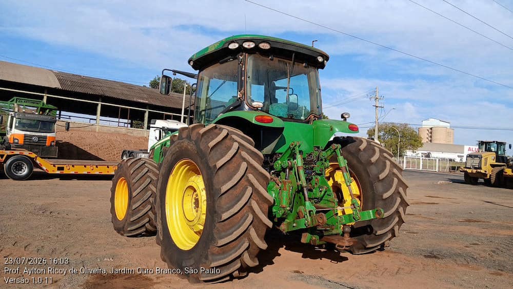 JOHN DEERE 8270R