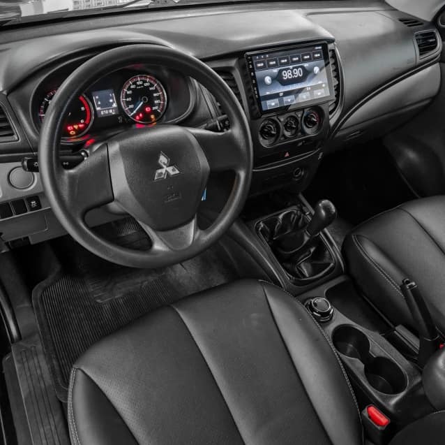 Mitsubishi L200 TRITON 2.4 16V TURBO DIESEL GL CD 4X4 MANUAL 2022/2023
