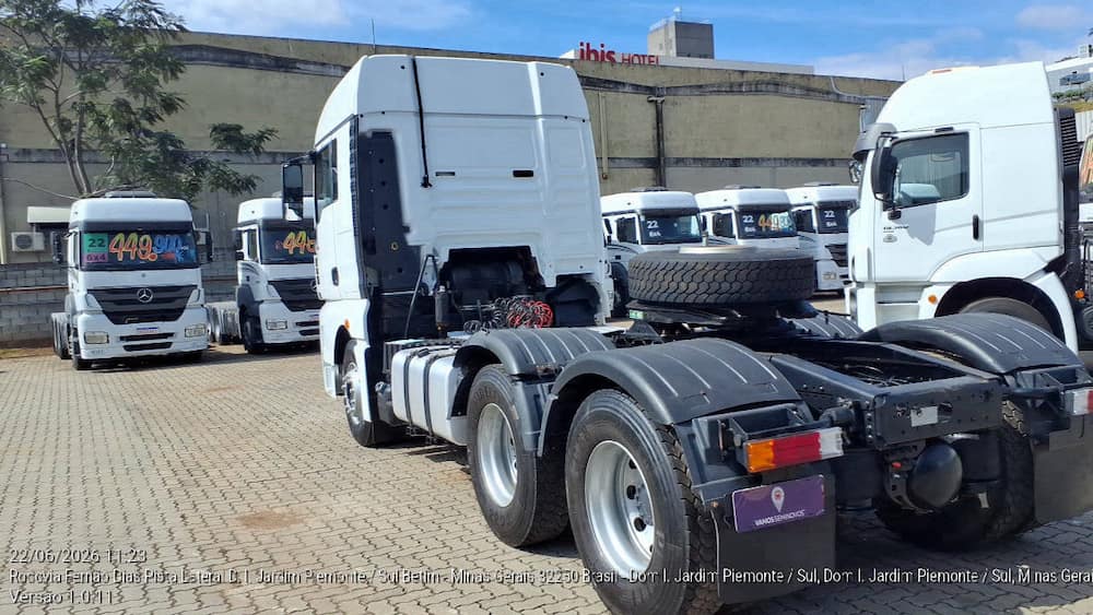 VOLKSWAGEN 29.520 METEOR 6X4