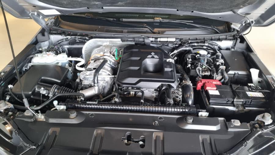 Mitsubishi TRITON KATANA