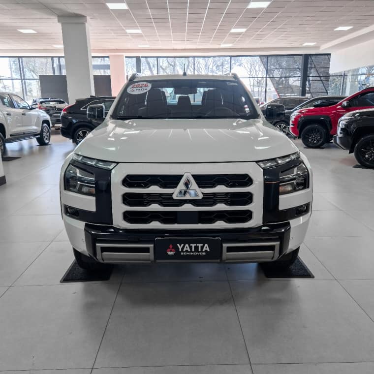 Mitsubishi TRITON 2.4 BITURBO DIESEL CD KATANA 4X4 AUTOMÁTICO 2025/2026