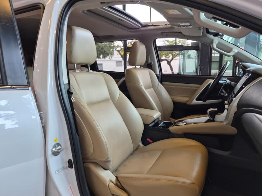 Mitsubishi PAJERO SPORT 2.4 16V MIVEC TURBO DIESEL HPE-S AWD AUTOMÁTICO 2022/2023