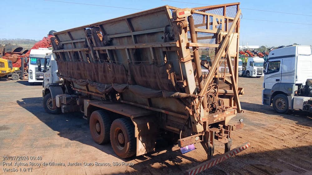 MERCEDES-BENZ AXOR 3131 6X4