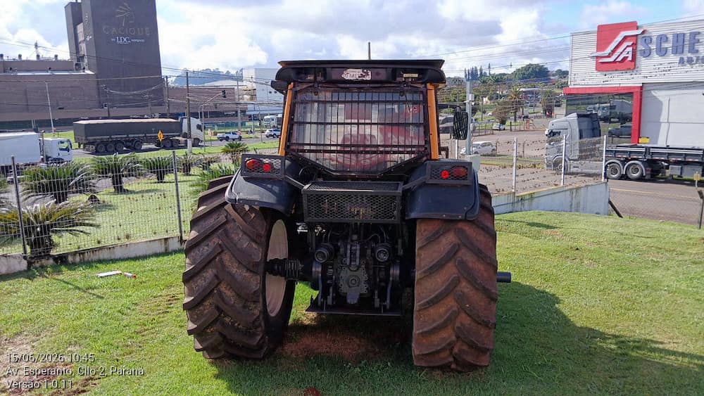 VALTRA BH 224 HiTECH