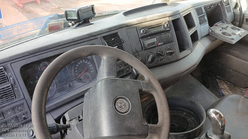 VOLKSWAGEN 25.420 CTC 6X2