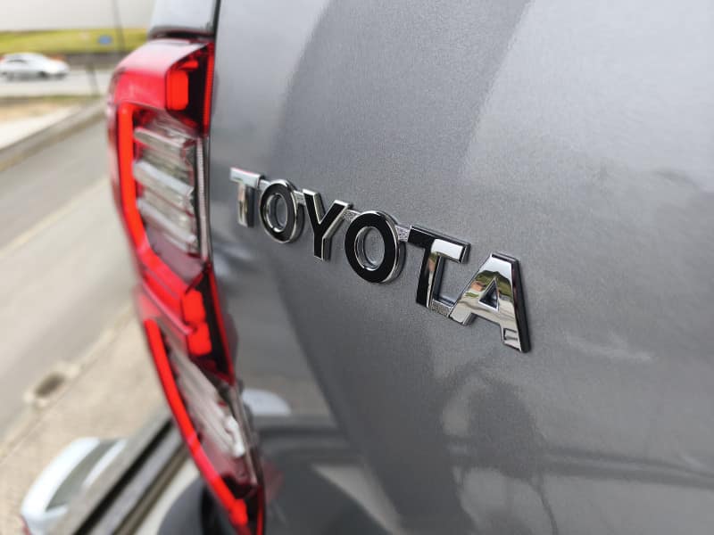 Toyota HILUX CD SRV 2.0 4X4 DIESEL AUT 2025